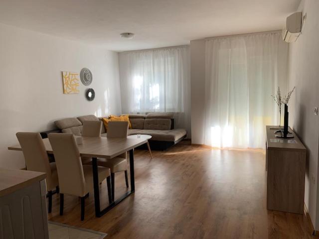 Neea Apartments Medulin Bagian luar foto