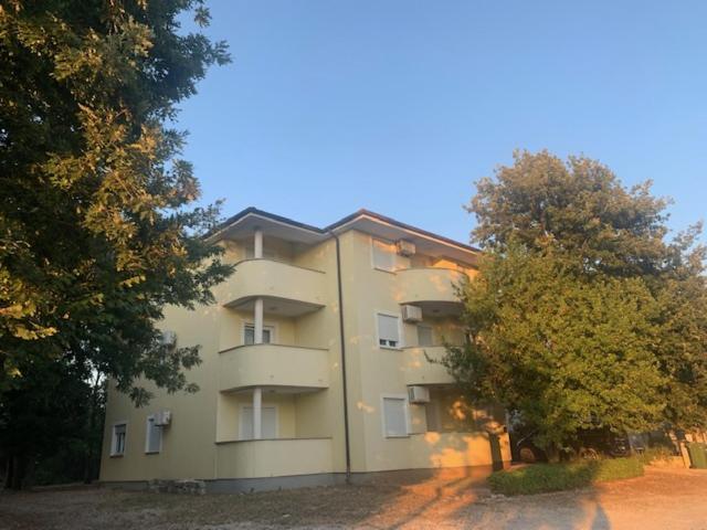 Neea Apartments Medulin Bagian luar foto